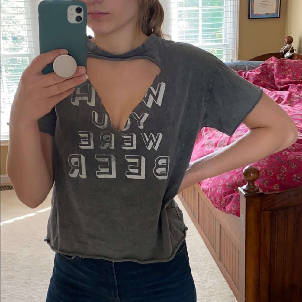 American Eagle graphic tee
